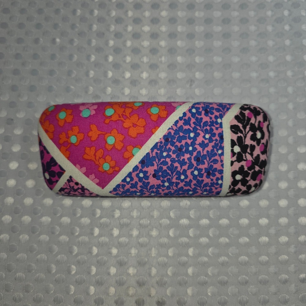Vera Bradley Hard Shell Eyeglass Case Pink Purple Floral Patchwork Clamshell